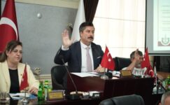 YENİŞEHİR BELEDİYE MECLİSİ KARIŞTI, MUHALEFET YATIRIMLARA RET OYU VERDİ