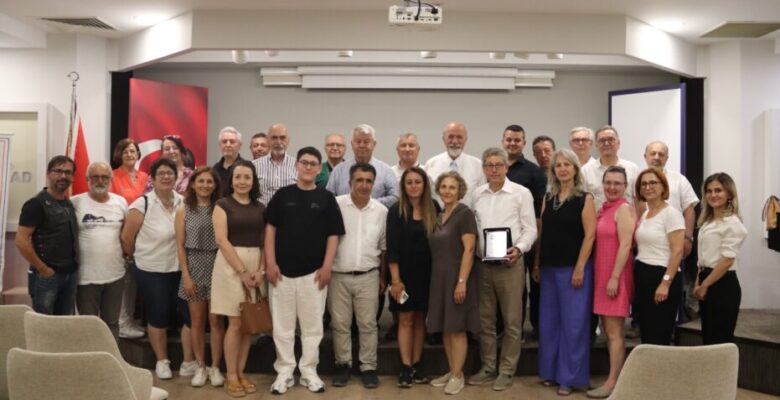 BUMİAD’DA İZNİK’İN TARİHİ KONUŞULDU