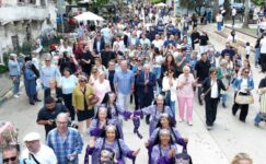ZEYTİNİN EVİ, FESTİVALİN SAHNESİ OLDU