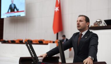 VEKİL AHMET KILIÇ; “EKONOMİMİZ KARARLILIKLA YOLUNA DEVAM EDİYOR” VEKİL AHMET KILIÇ; “EKONOMİMİZ KARARLILIKLA YOLUNA DEVAM EDİYOR”