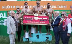 Çalı’da başpehlivan Mehmet Yeşil Yeşil oldu