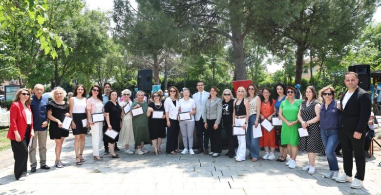 Altınşehir Olgun Gençlik Merkezi Sergisi alkışları topladı