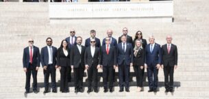 BALKANTÜRKSİAD’DAN ANITKABİR’E ZİYARET