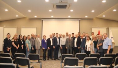 BALKANTÜRKSİAD’DA STRESLE BAŞ ETMENİN YOLLARI ANLATILDI