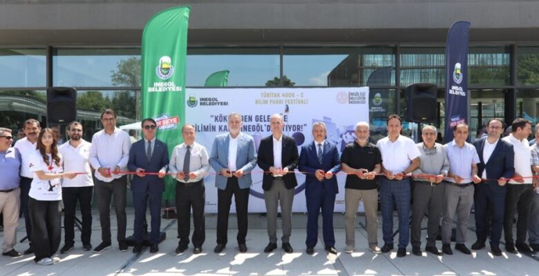 İNEGÖL KENT MEYDANI “TÜBİTAK BİLİM FUARI FESTİVALİNE” EV SAHİPLİĞİ YAPTI