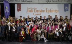 İNEGÖL’DE HALK DANSLARI GECESİ İLE YAZ ETKİNLİKLERİ BAŞLADI