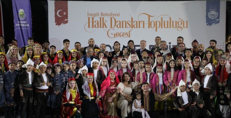 İNEGÖL’DE HALK DANSLARI GECESİ İLE YAZ ETKİNLİKLERİ BAŞLADI