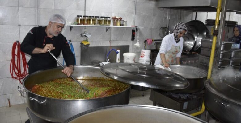 Karacabey’de kurban bağışlarıyla dayanışma örneği