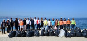 Gemlik’in Yeni Sahil Yolu Birlikte Temizlendi