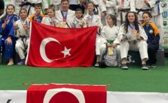 Osmangazili judoculardan tarihi başarı