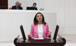 Kayışoğlu’ndan Meclis’te Sert Tepki: “Binlerce yıllık hukuk birikimini bir gecede yok ettiniz”