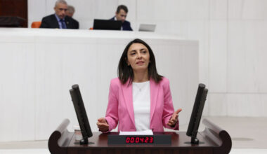 Kayışoğlu’ndan Meclis’te Sert Tepki: “Binlerce yıllık hukuk birikimini bir gecede yok ettiniz”
