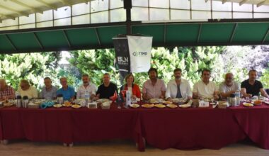 TESİSAT MÜHENDİSLERİ KAHVALTIDA BİRARAYA GELDİ