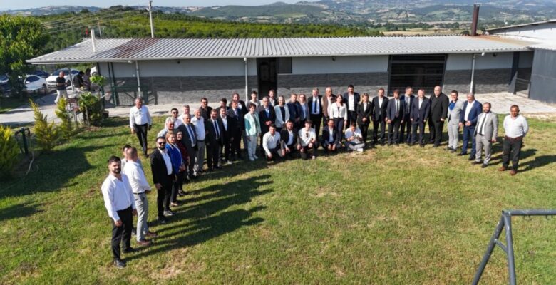 Anahtar Parti Mustafakemalpaşa’da 120 muhtarla buluştu