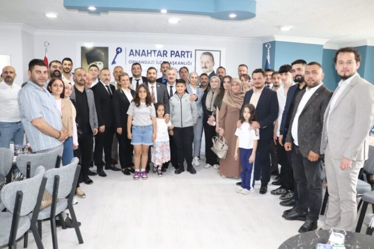 Orhangazi Ülkü Ocakları Eski Başkanı Anahtar Parti’de