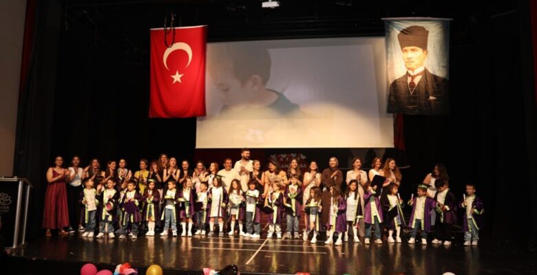 Nilüfer Belediyesi kreşlerinde yıl sonu heyecanı