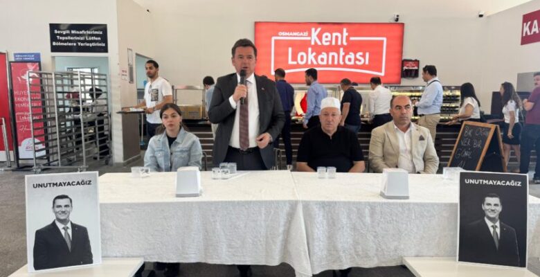 Osmangazi Belediyesi’nden Ferdi Zeyrek anısına yemek ikramı