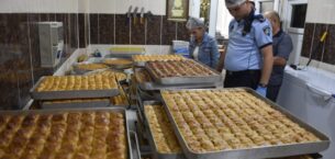 Karacabey Zabıtası’ndan gıda güvenliği için bayram mesaisi