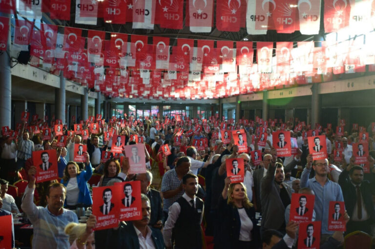 CHP Bursa İl Başkanı Nihat Yeşiltaş: “Kazanacağımız bir iktidar var”