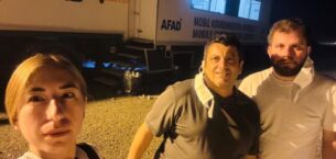 Bursalı Eczacılar Görev Başında