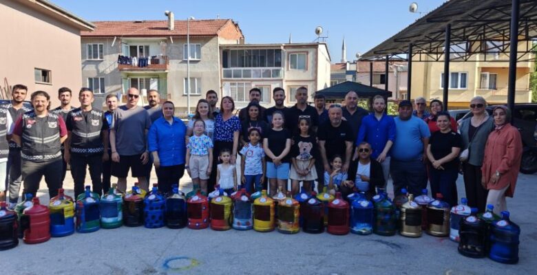 SOKAKTAKİ CANLAR SUSUZ KALMASIN