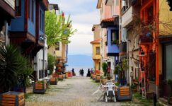 YAZIN RENKLERİ MUDANYA’DA YARIŞIYOR
