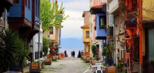 YAZIN RENKLERİ MUDANYA’DA YARIŞIYOR