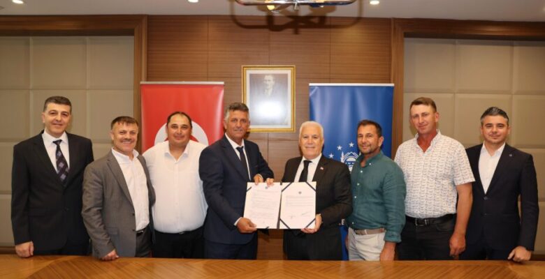 Büyükşehir’den Bursalı üreticiye ekipman desteği