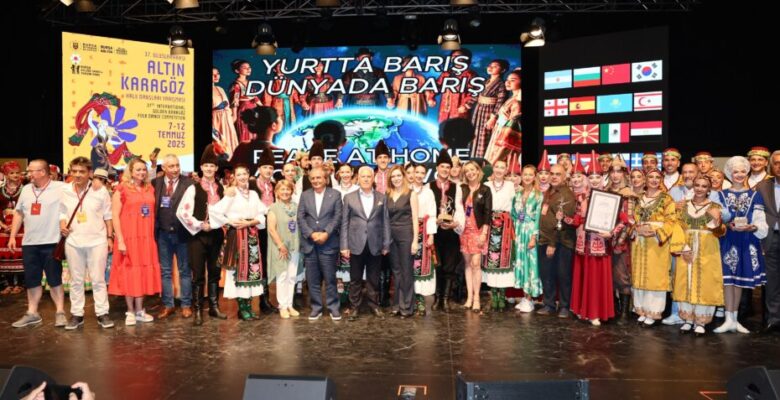 37. Uluslararası Altın Karagöz Halk Dansları birincisi Bulgaristan oldu