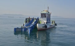 Büyükşehir’den deniz temizliği