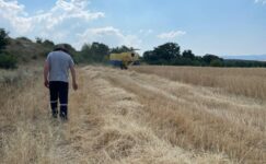 Büyükşehir’den kırsaldaki üreticilere biçerdöver desteği