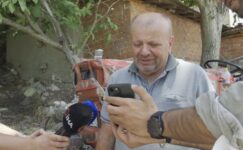 Başkan Bozbey’den fedakar çiftçiye teşekkür