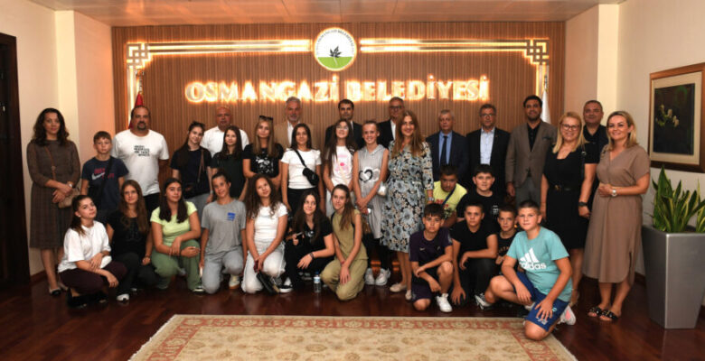 Kardeş iki şehir arasında öğrenci değişim programı