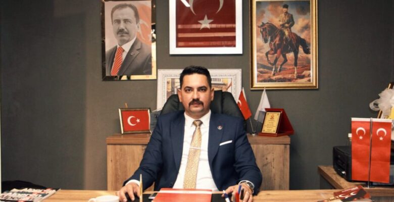 Emre Ateş; “Gemlik’te Deprem Var, Belediye Nerede?”
