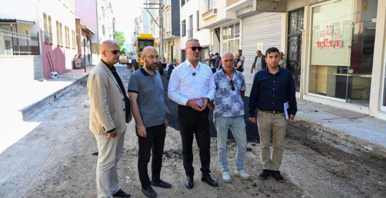 Karacabey’de asfalt seferberliği Selimiye Mahallesi’nden başladı