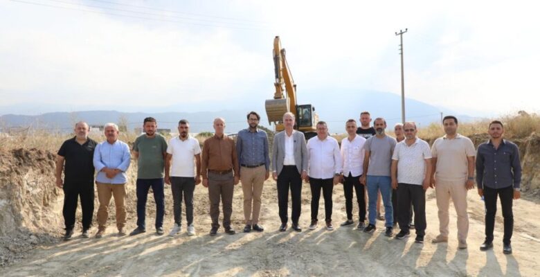 AKHİSAR MAHALLESİ’NDE YENİ YAPILAŞMA VE ULAŞIMIN ÖNÜ AÇILIYOR