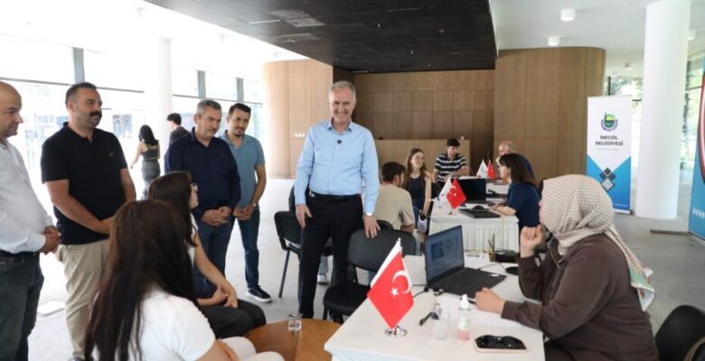 SINAVDA DA TERCİHTE DE İNEGÖL BELEDİYESİ ÖĞRENCİLERİN YANINDA