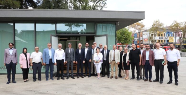 İNEGÖL’DE KARİYER VE İSTİHDAM ALANINDA YENİ SÜRECİN İMZALARI ATILDI
