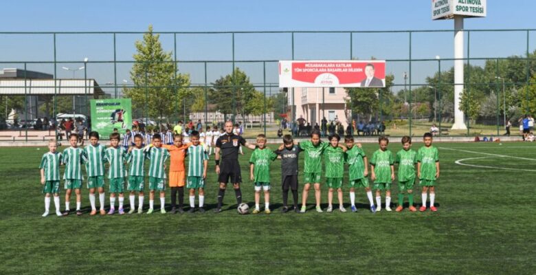 Osmangazi Belediyesi’nden çocuklara özel futbol turnuvası