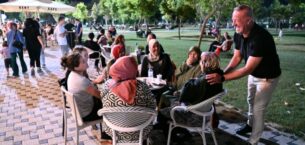 Kent Kafe Karacabey’in yeni buluşma noktası oldu