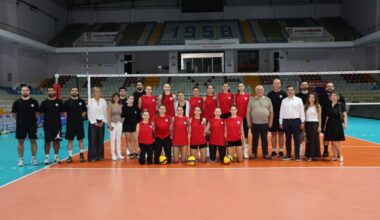 Nilüfer Belediyespor Eker Kadın Voleybol Takımı yeni sezon hazırlıklarına başladı