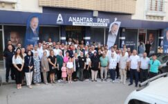 Karacabey’de 120 kişi Anahtar Parti’ye katıldı