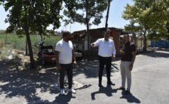Karacabey Belediyesi mahallelerin sorunlarını yerinde tespit ediyor
