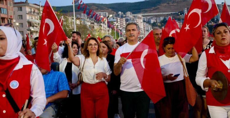 Gemlik’te Zafer Coşkusu