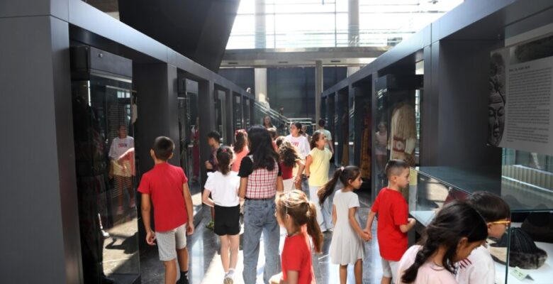 Osmangazi’de çocuklara tarih ve edebiyatı sevdiren buluşma