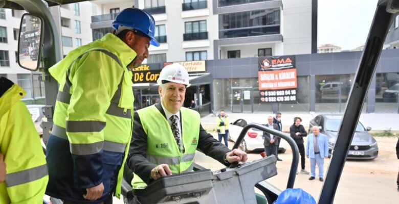 Büyükşehir’le kırsal kesimde yol kalitesi artıyor