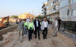 MUDANYA’NIN VİTRİNİ BÜYÜKŞEHİR’LE YENİLENİYOR