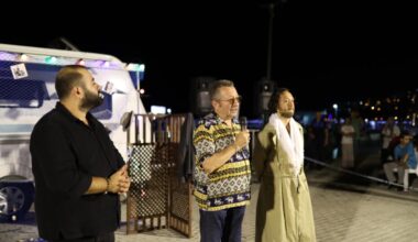 ”KARAVAN TİYATRO” BURSALILARLA BULUŞTU