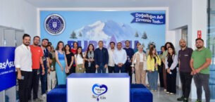 GENÇLER, BURSA SU’YUN ÜRETİMDEN SATIŞA OLAN YOLCULUĞUNU YERİNDE GÖRDÜLER