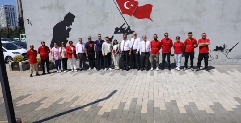 ZAFER RUHU, ŞEHİTLİK ABİDESİ DUVARLARINA YANSITILDI